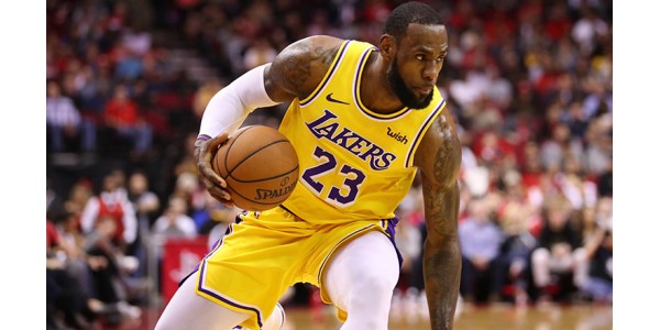 James je ušao u svoj sprinterski mod James je ušao u svoj sprinterski mod